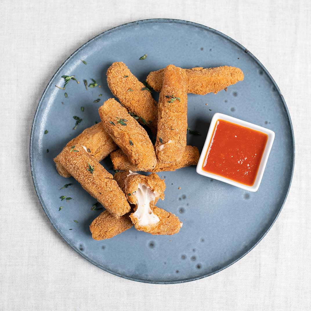 Mozzarella-Sticks mit Dip